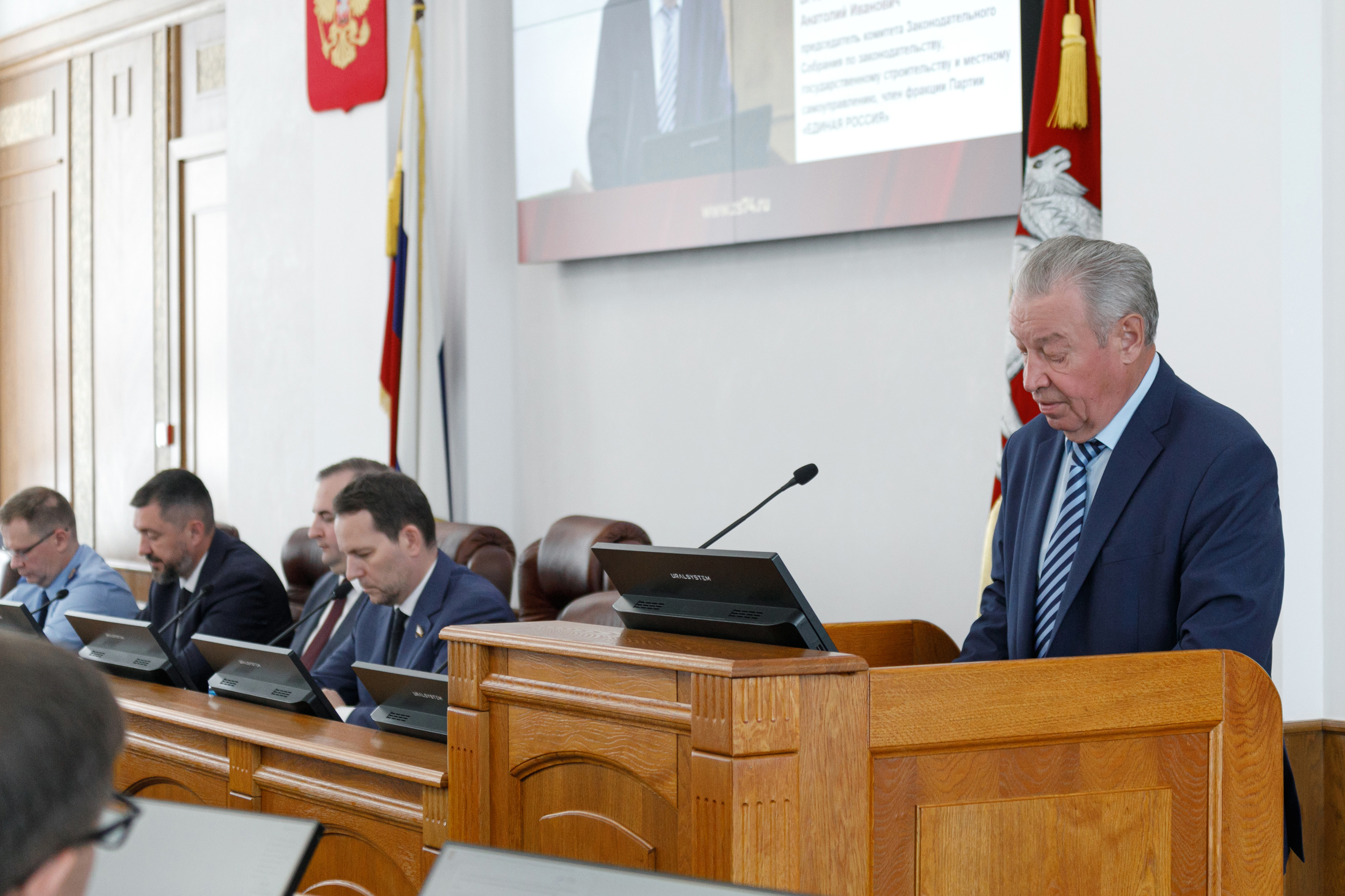 Анатолий Брагин о законопроекте, устанавливающем административную ответственность за нарушения правил размещения и эксплуатации средств индивидуальной мобильности