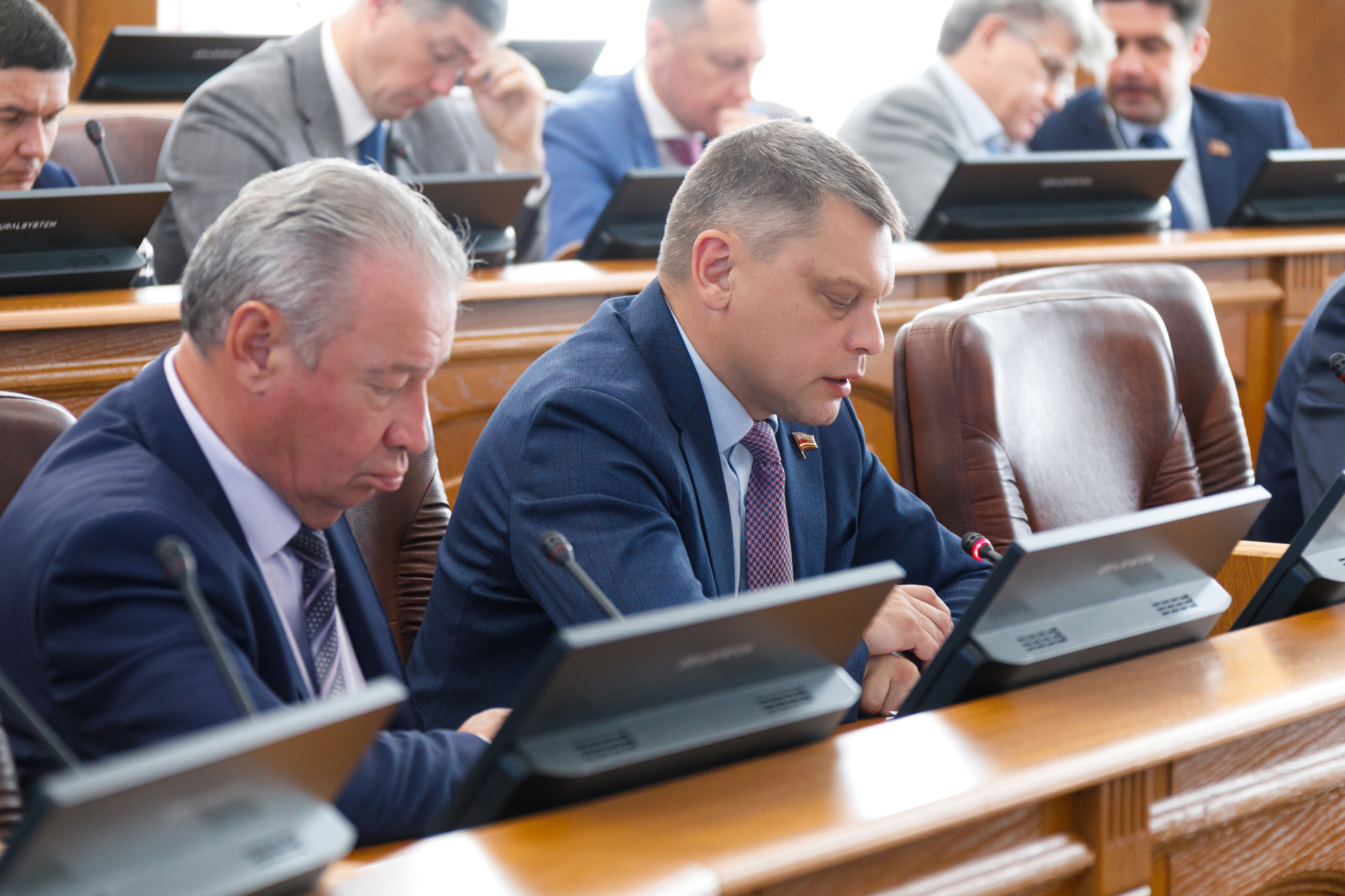 Фото управления информационной политики Областной закон «О пользовании недрами на территории Челябинской области» приведен в соответствие с федеральным законодательством