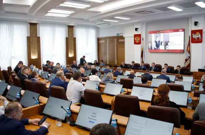 В Госдуму направлена законодательная инициатива об обязательном выделении парковочных мест для инвалидов на придомовых территориях
