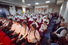 Евгений Илле встретился с учениками Челябинского РЖД лицея № 4