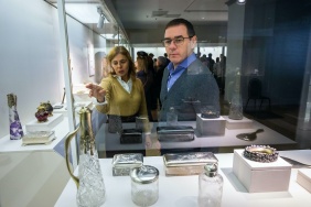 Александр Лазарев ознакомился с экспонатами выставки «Карл Фаберже и русские ювелиры XIX-XXI веков»