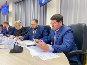 Выездное заседание комитета по социальной политике прошло в Южно-Уральском госуниверситете