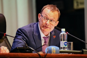 Председатель Законодательного Собрания области Александр Лазарев встретился с жителями Южноуральска