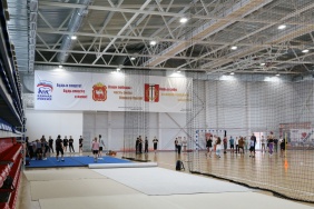 Председатель Законодательного Собрания области Александр Лазарев провел  публичный отчет о деятельности областного парламента в Копейске