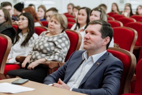 В Законодательном Собрании прошла очная защита проектов смотра-конкурса молодежных парламентских формирований 