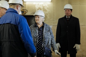 Ветеран труда из Макеевки побывала с экскурсией на челябинском предприятии