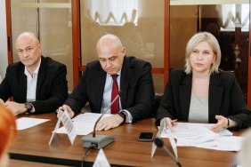 рабочее совещание по вопросу внесения изменения в закон _О порядке и условиях размещения нестанционных торговых обьектов