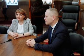 Председатель Законодательного Собрания Александр Лазарев дал старт парламентским урокам