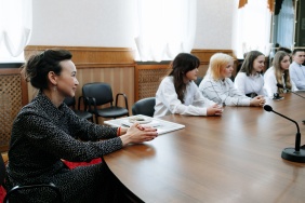 Председатель Законодательного Собрания Александр Лазарев дал старт парламентским урокам