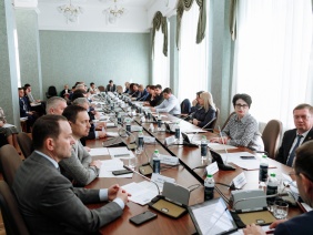 Комитет  по бюджету и налогам рассмотрел законопроект «Об исполнении областного бюджета за 2022 год»