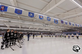 Председатель Законодательного Собрания Челябинской области Александр Лазарев побывал в Южноуральске на товарищеском матче команд «Трактор» и «Форэнерго»