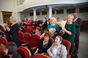 В Законодательном Собрании наградили лауреатов премии «Общественное признание»