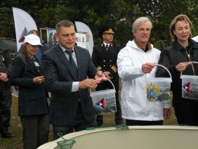 Председатель комитета Законодательного Собрания по экологии и природопользованию Михаил Махов принял участие в экологических акциях по реабилитации водных объектов