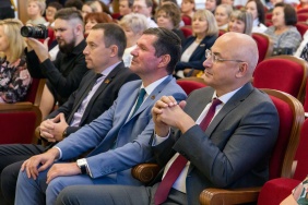 В Законодательном Собрании наградили лауреатов премии в сфере образования