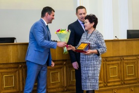 В Законодательном Собрании наградили лауреатов премии в сфере образования