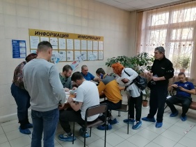 Депутат Олег Садовских провел акцию на Станции переливания крови Златоуста под лозунгом «Воин, мы с тобой одной крови!»