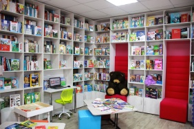 Еткульская сельская  библиотека открыла двери после капитального ремонта