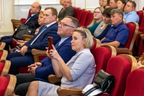 В Законодательном Собрании состоялась церемония вручения премии работникам дорожной отрасли