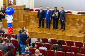 В Законодательном Собрании состоялась церемония вручения премии работникам дорожной отрасли