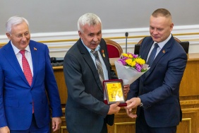 В Законодательном Собрании состоялась церемония вручения премии работникам дорожной отрасли