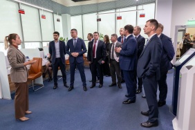 Вопрос о мерах поддержки предпринимательства в 2022 году в условиях внешнего санкционного давлении обсудил комитет по экономической политике на выездном заседании в Центре «Мой бизнес»