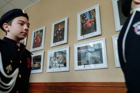 В Законодательном Собрании открылась выставка фотографий «Огни Победы»