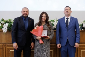 Церемония награждения работников сферы здравоохранения