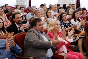 Церемония награждения работников сферы здравоохранения