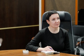 Депутаты Законодательного Собрания слушают прямую линию губернатора Челябинской области Алексея Текслера с жителями региона