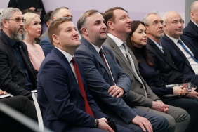 Участие депутатов Законодательного Собрания в презентации книги Павла Крашенинникова о Второй мировой войне
