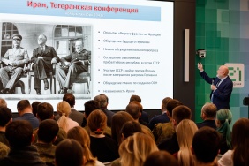 Участие депутатов Законодательного Собрания в презентации книги Павла Крашенинникова о Второй мировой войне