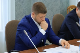 аседание комитета Законодательного Собрания по строительной политике и ЖКХ