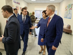 Председатель Законодательного Собрания области Александр Лазарев с рабочим визитом находится в Усть-Катаве