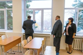 В школах и детских садах четырех муниципалитетов области полностью заменены оконные блоки
