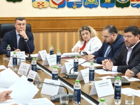 Комитет по экономической политике заслушал доклад об итогах деятельности правительства Челябинской области за 2022 год по вопросам ведения комитета