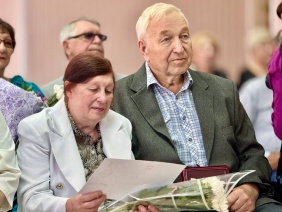 Награждение супружеских пар знаком «Семейное счастье» в Еманжелинском округе