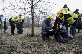 Депутаты Законодательного Собрания приняли участие в субботнике