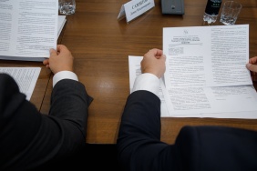 Комитет по промышленной политике рассмотрел вопрос о развитии транспортной инфраструктуры